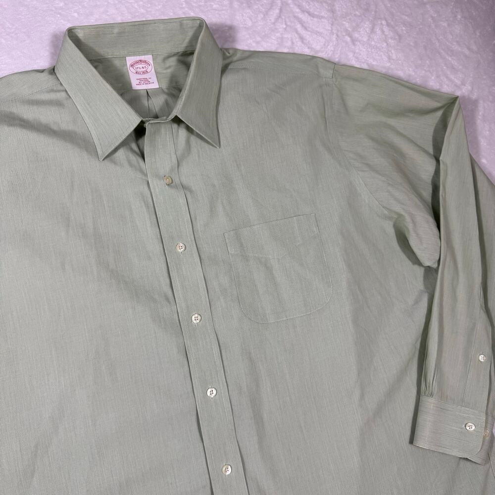 Brooks Brothers Men's 17 1/2 45 Traditional Fit Non-Iron Green Dress Shirt